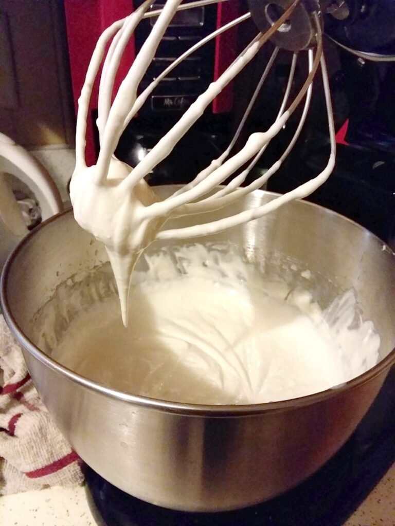 Photo How to make homemade whipped cream?