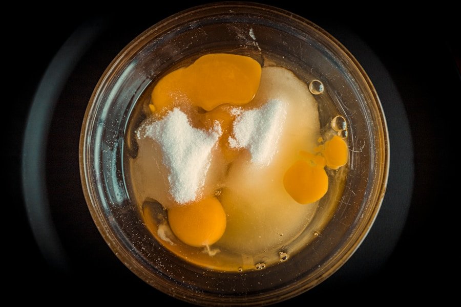 Photo How to separate egg whites from yolks?