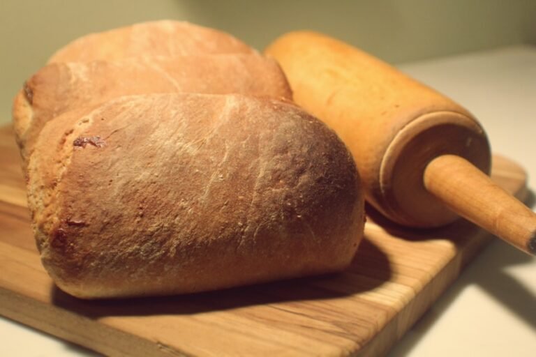 Photo How to bake bread without a bread machine?
