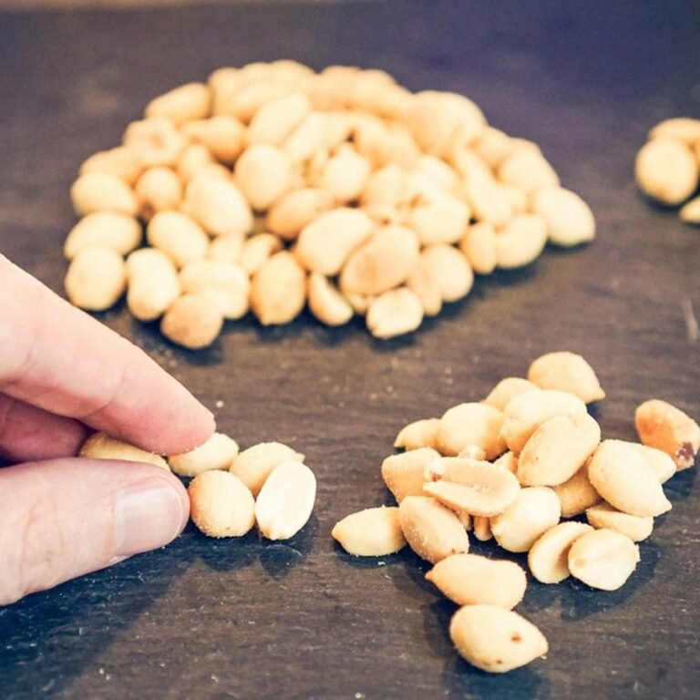 Photo How to toast nuts without burning them?