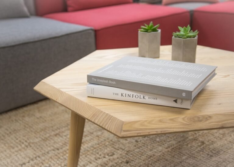 Photo How to use a pallet coffee table effectively?
