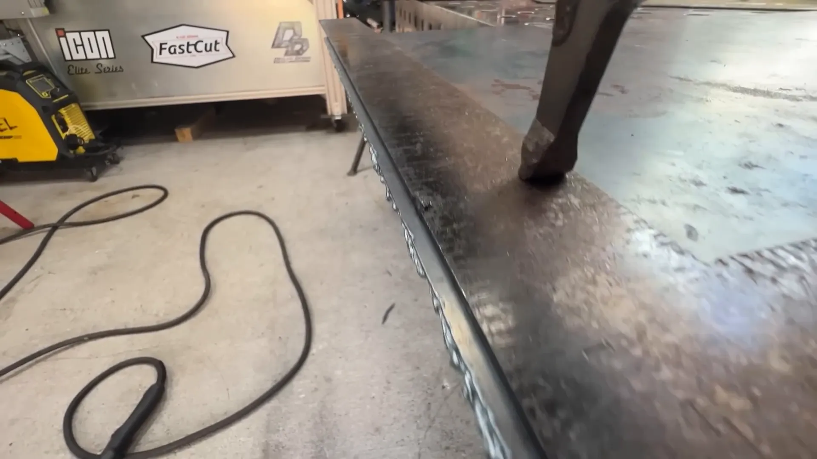 Example of plasma cutting 16 gauge metal too slow with dross buildup