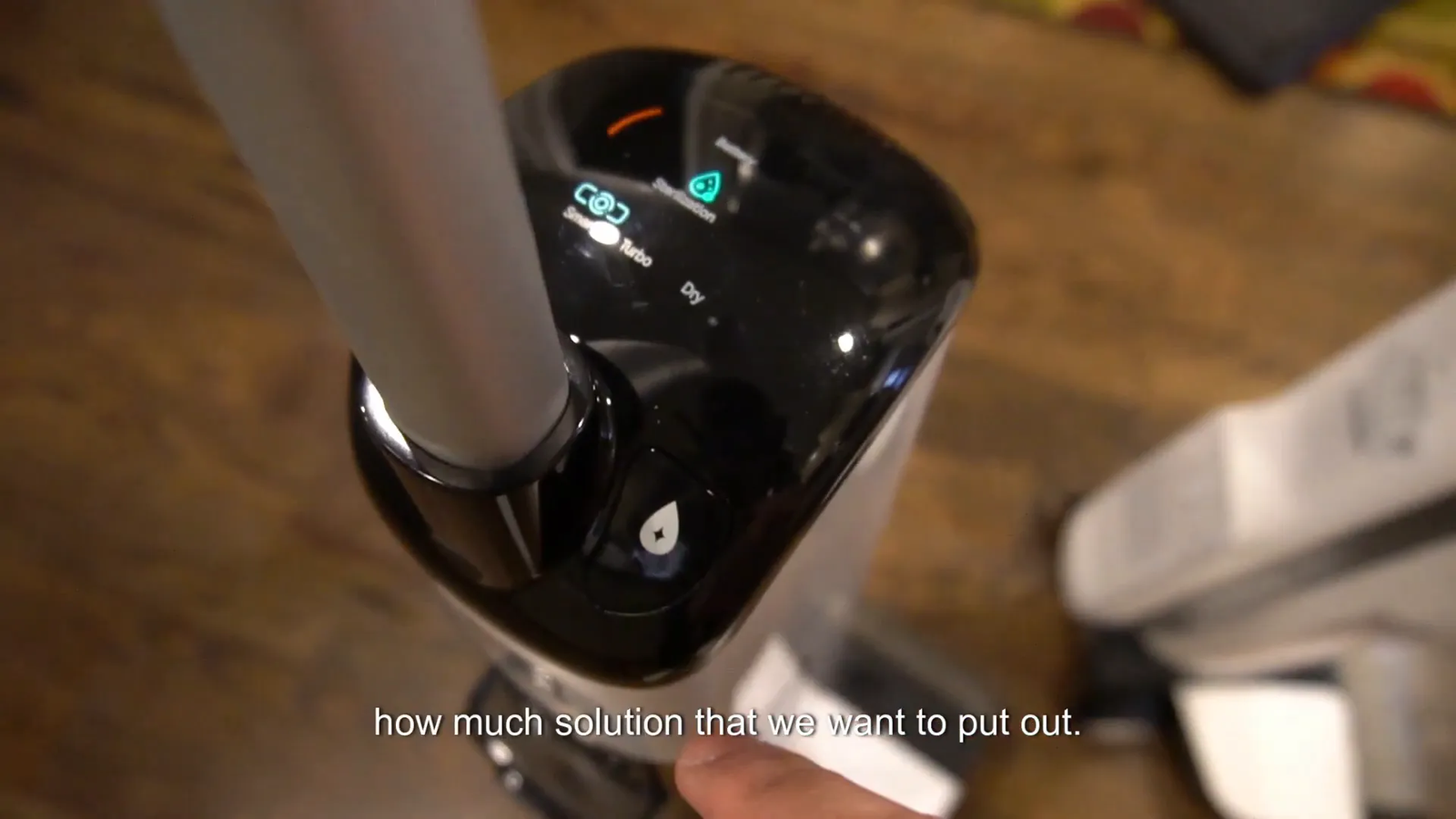 UWANT control panel showing multiple cleaning modes