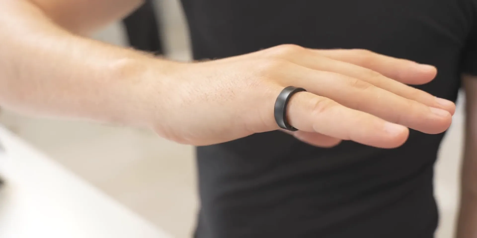 Samsung Galaxy Ring smart health tracking device