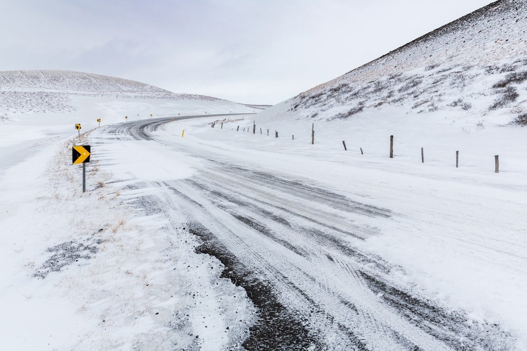 Photo drive in snow safely
