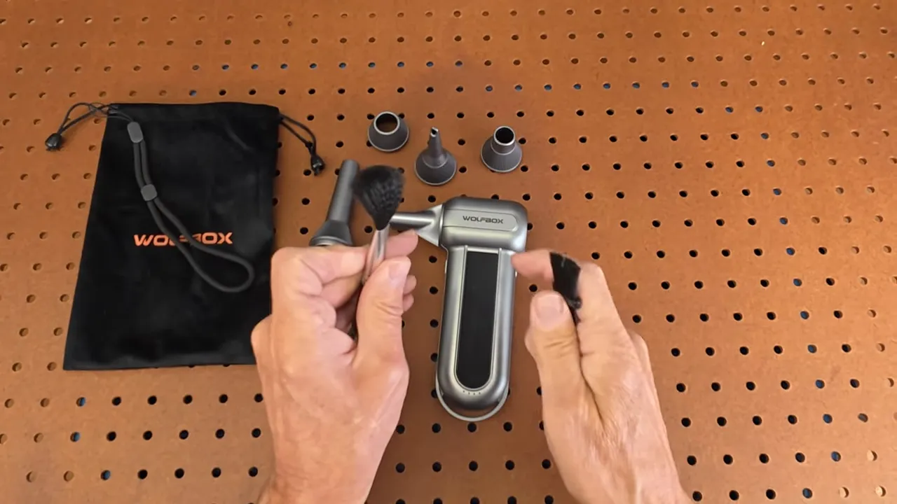 Stiff and soft brushes included with MF100