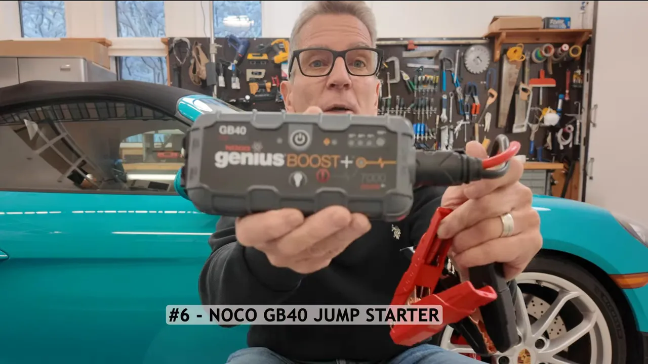 NOCO GB40 jump starter and flashlight mode