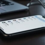 separate chats for same contacts